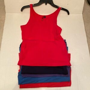 5 Tank Tops ASSORTED Colors. Size Medium